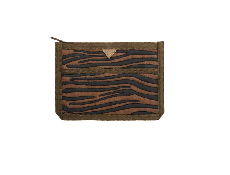 Inoui Editions Laptop Sleeve Cover in Tiger Khaki, 13 inch